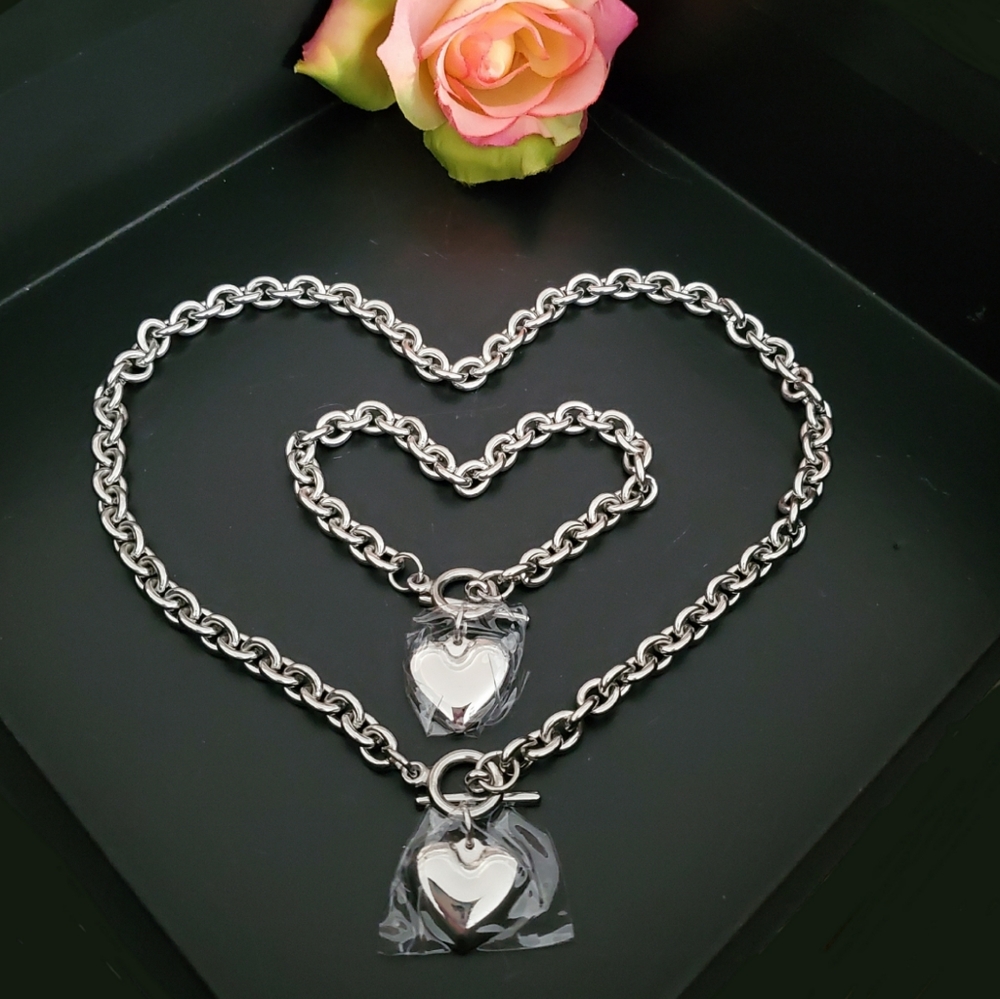 NEW Heart Bracelet and Necklace Set